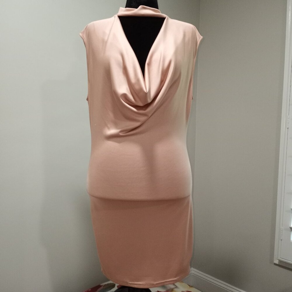 MONACO PLUNGING FRONT AND BACK PARTY DRESS IN BLUSH PINK SZ L